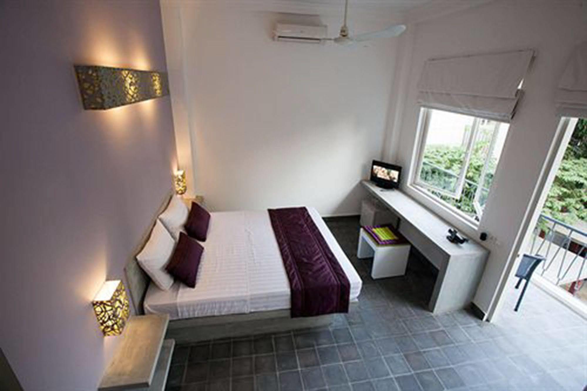 The 252 Phnom Penh Exterior foto